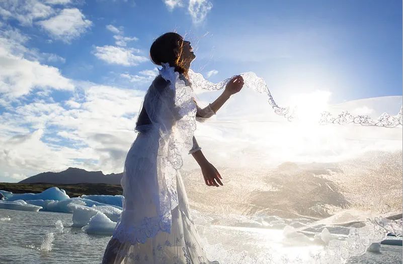 离婚、辞职后,去冰岛当公务员定居的30岁上海姑娘:我没有能力过我不想要的生活 https://snxa.com/wp-content/uploads/2020/08/frc-7f9ef4cd60f20e319798fd7f23916c49.jpeg