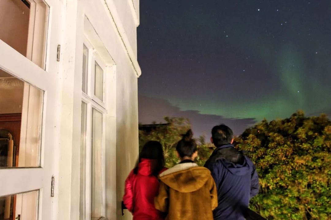 离婚、辞职后,去冰岛当公务员定居的30岁上海姑娘:我没有能力过我不想要的生活 https://snxa.com/wp-content/uploads/2020/08/frc-f043df2f553e479a9741bb0ea0432e2e.jpeg