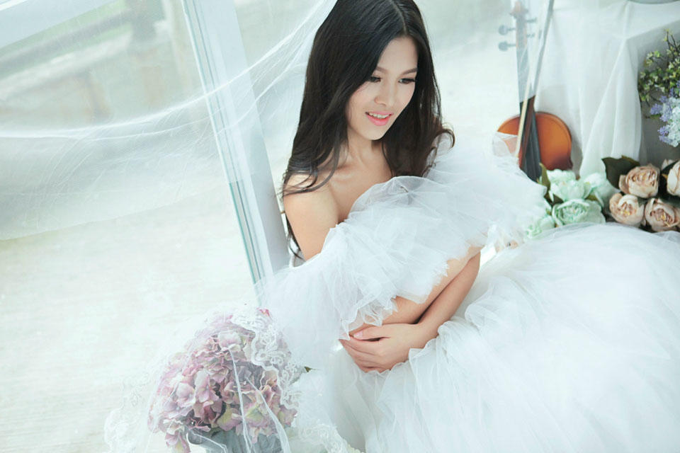 少女梦里的白纱