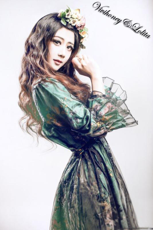 夏小薇vivi复古娃娃Lolita