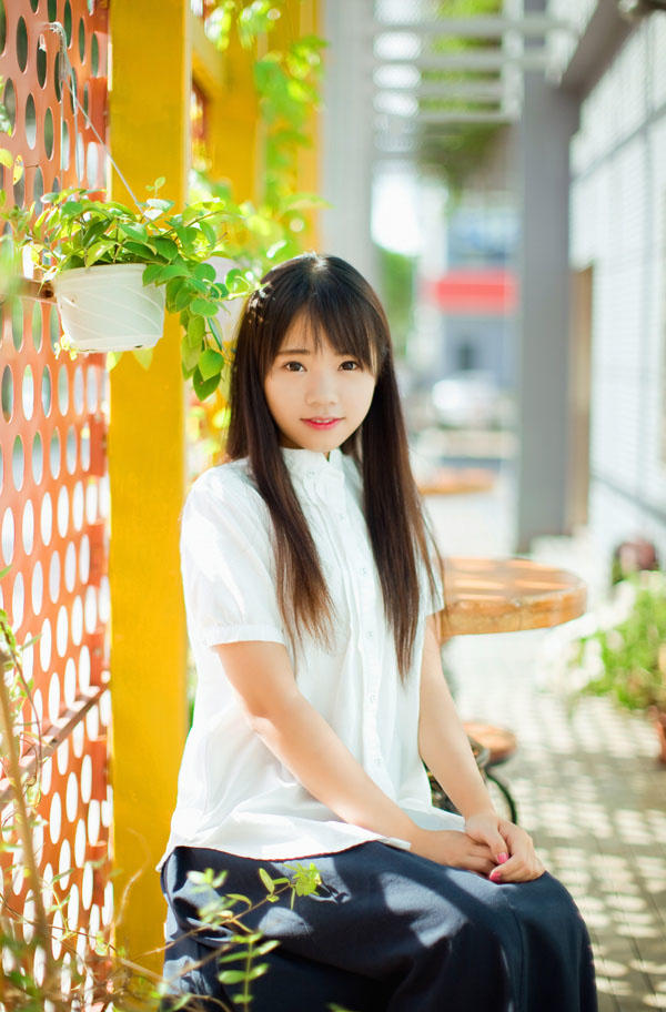 萌少女的日光午后