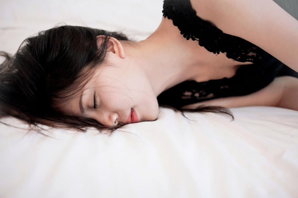 居家女孩气质绝佳