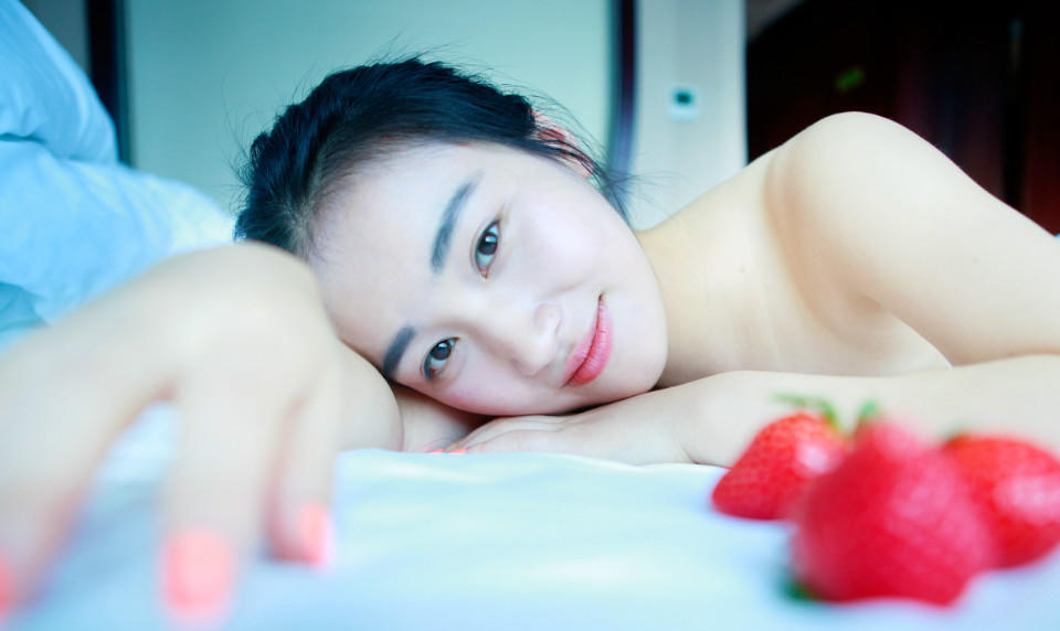 草莓小清新美女