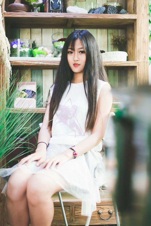 少女宁静的夏天