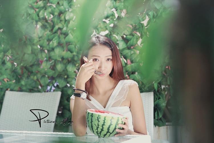 西瓜姑娘