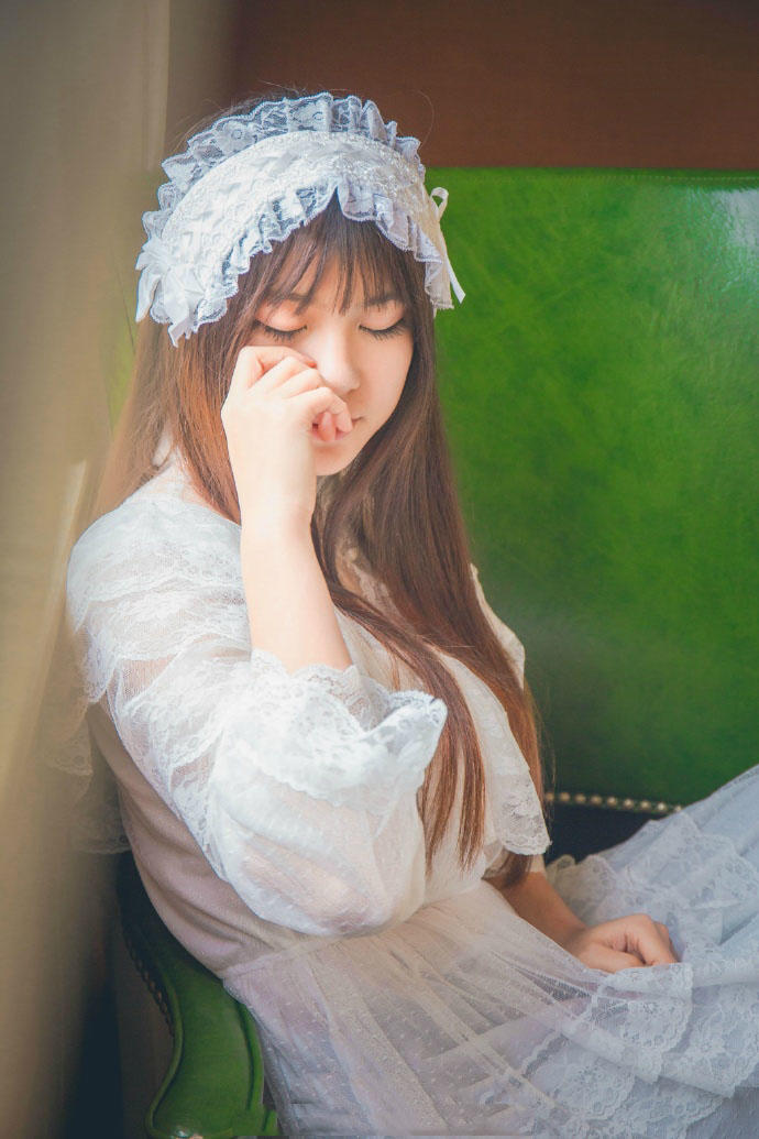 少女的甜美微笑