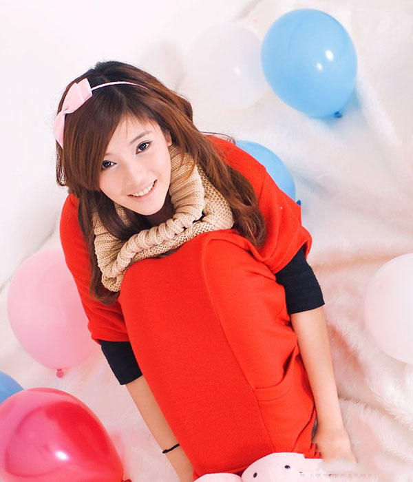 漂亮可爱的美女