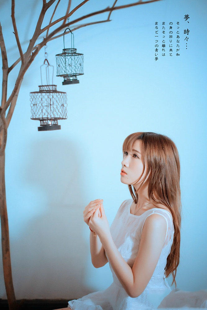 美丽的白衣姑娘