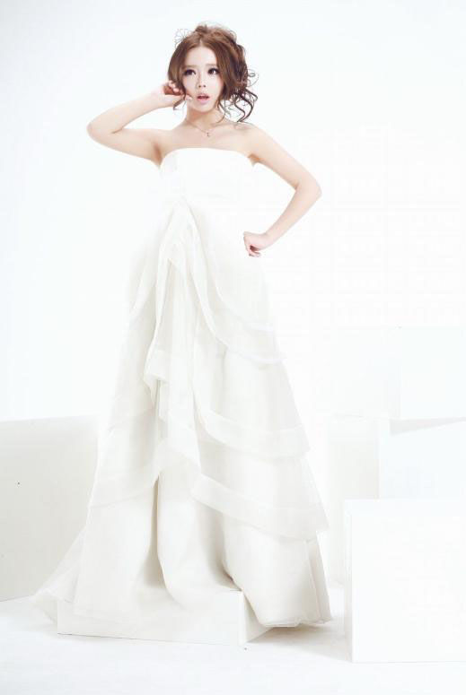 裴紫绮扮淘气新娘