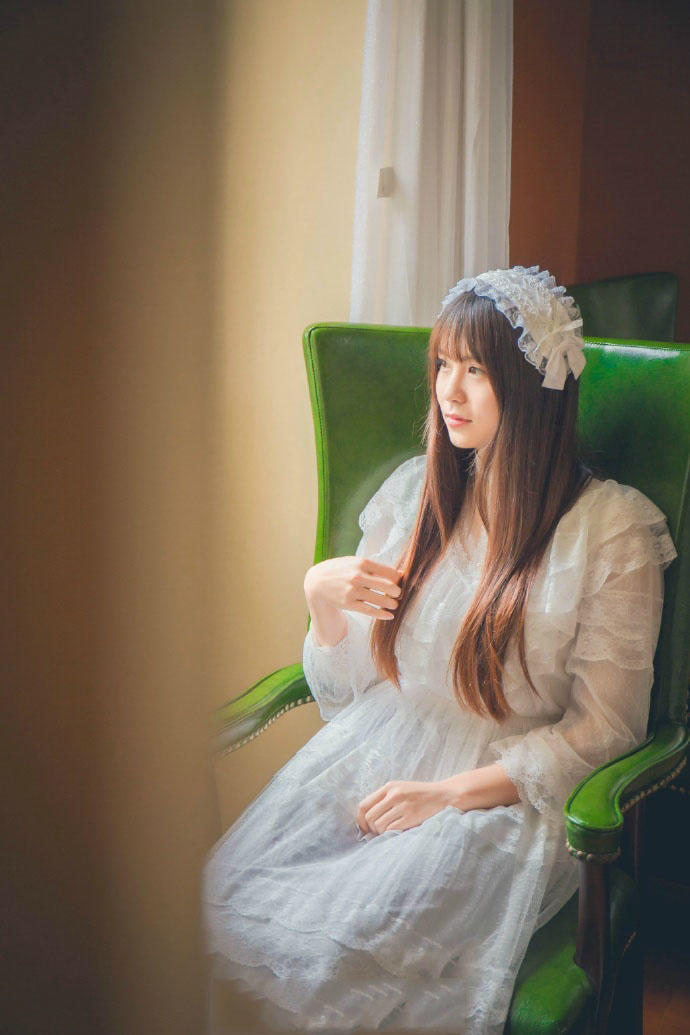 少女的甜美微笑