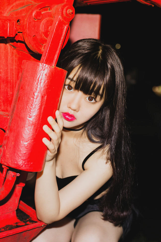 火辣性感的美眉