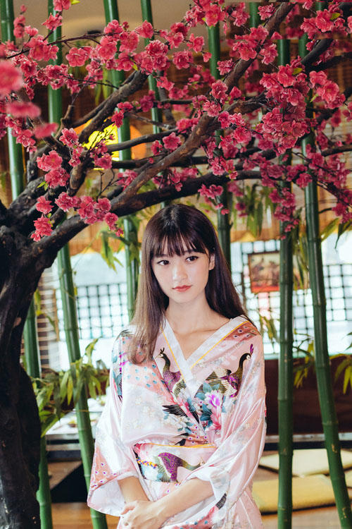 北海道的和服少女