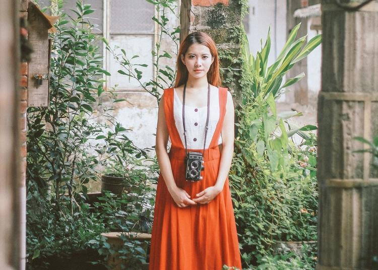 热爱摄影的唯美少女