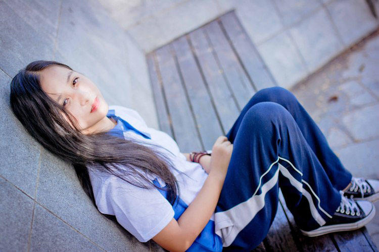 夏末等待开学的小花蕊