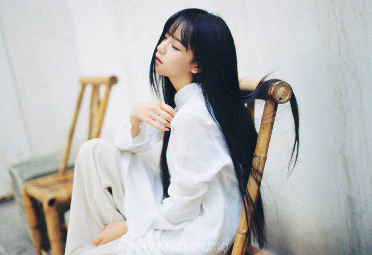 美人如花隔云端