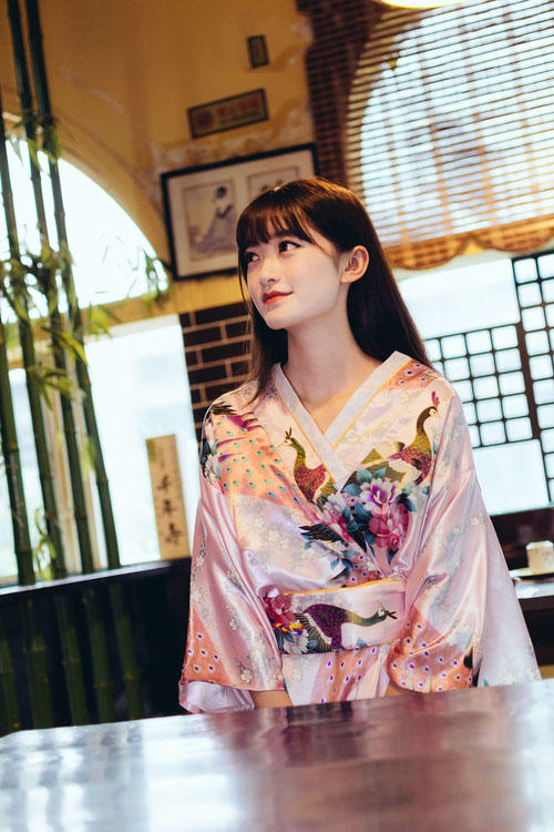 北海道的和服少女