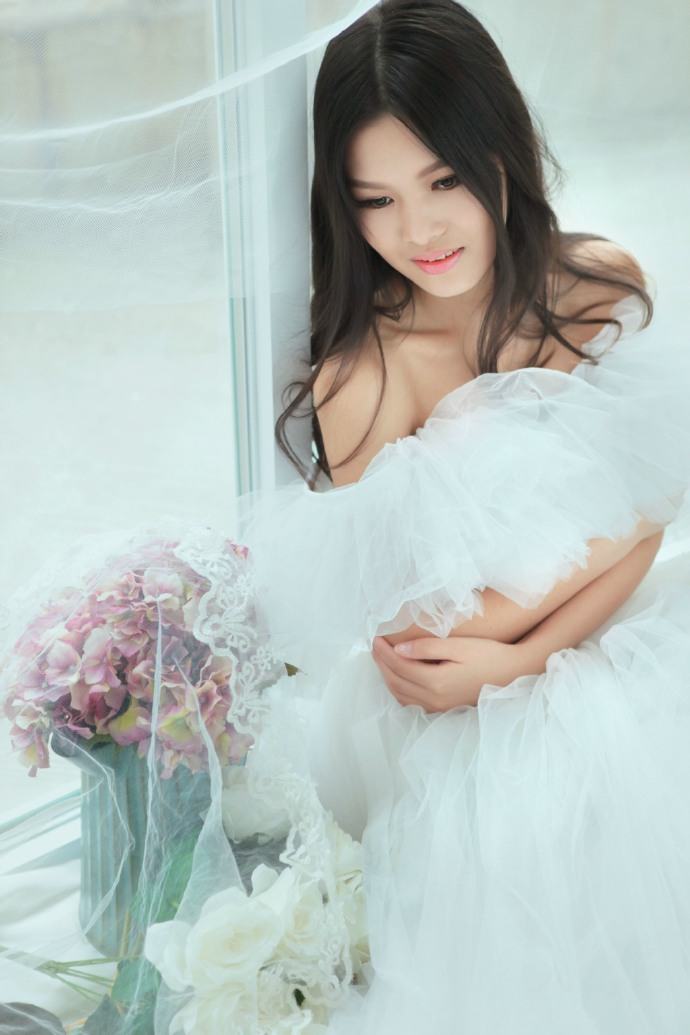 少女梦里的白纱