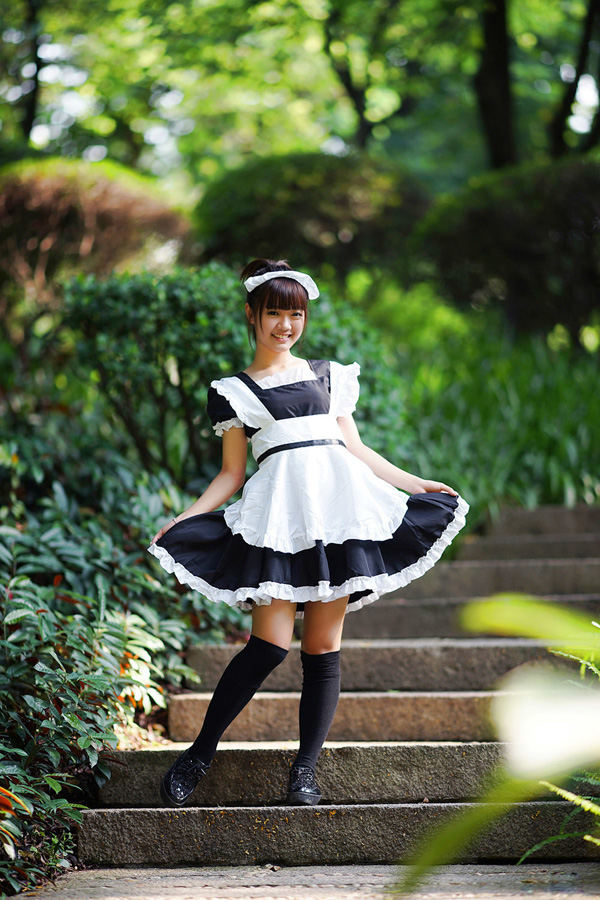 甜美系制服美女