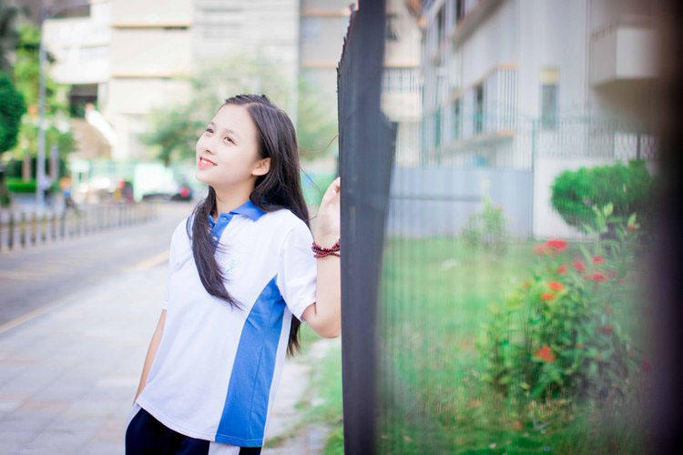 夏末等待开学的小花蕊