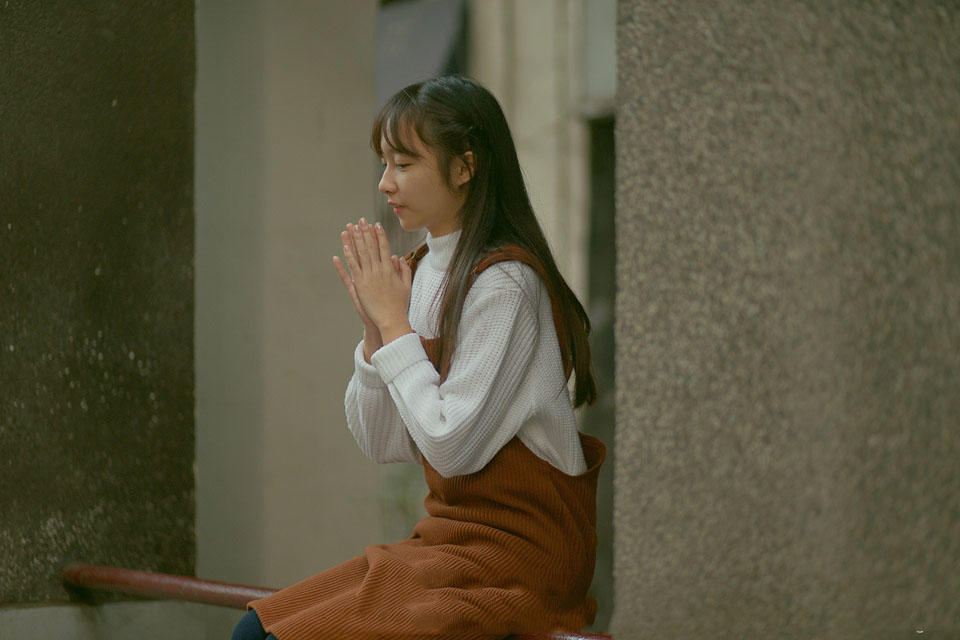 甜美少女的户外