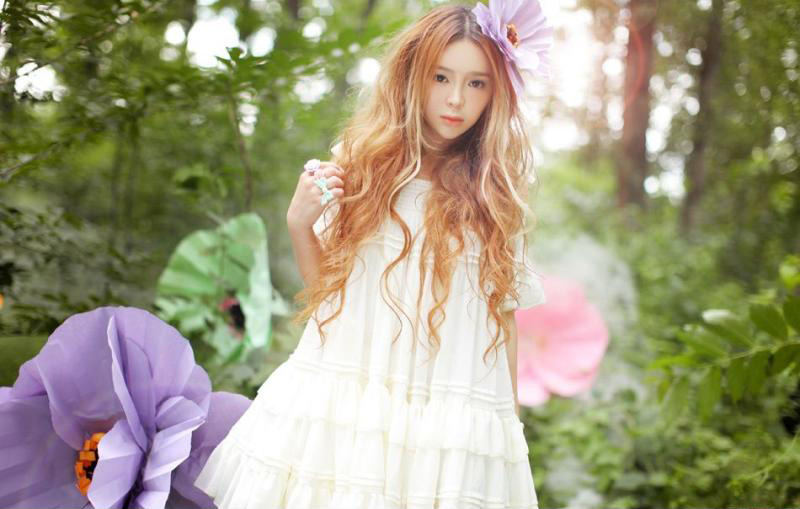 氧气小女生裴紫绮