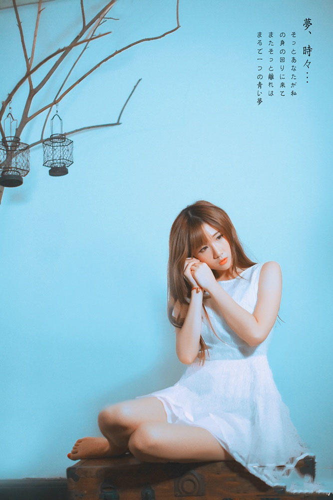 美丽的白衣姑娘