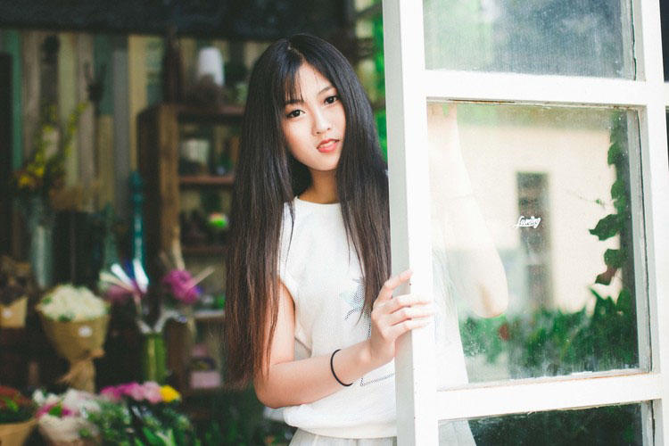 少女宁静的夏天