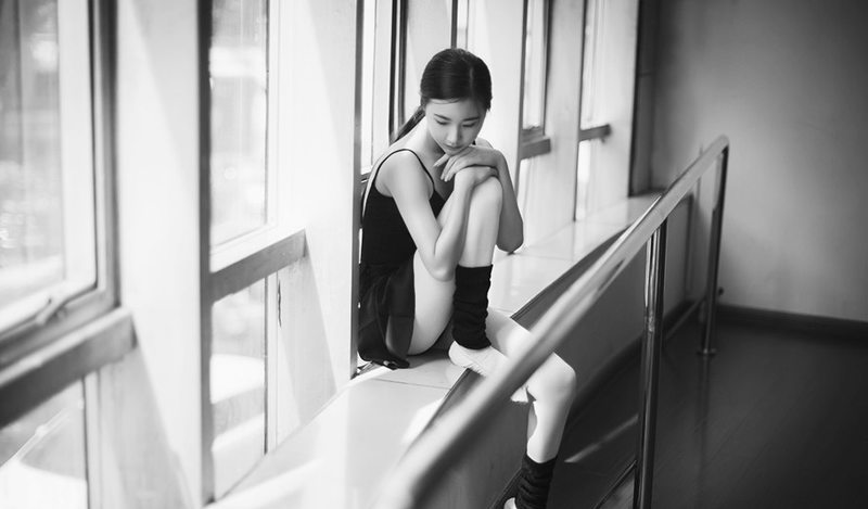 舞女的孤独与无奈