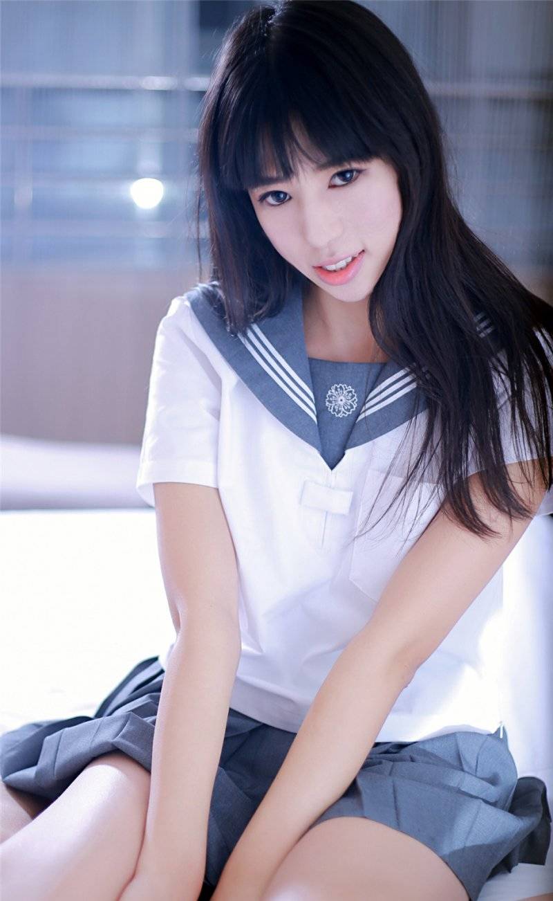 超短裙萌妹子艾栗栗