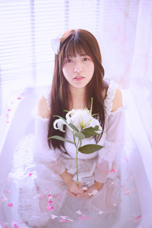 少女浴室湿身写真