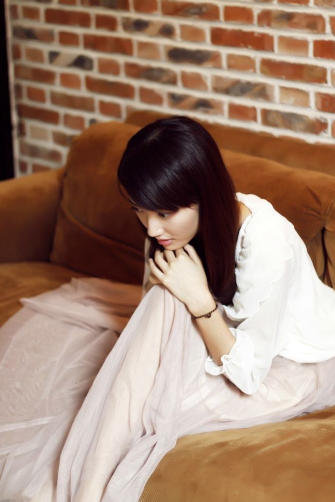 午后的纯美少女