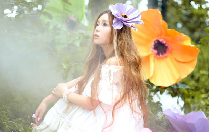 氧气小女生裴紫绮