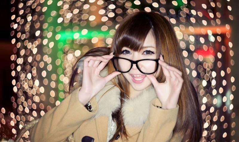 小萝莉逗人表情