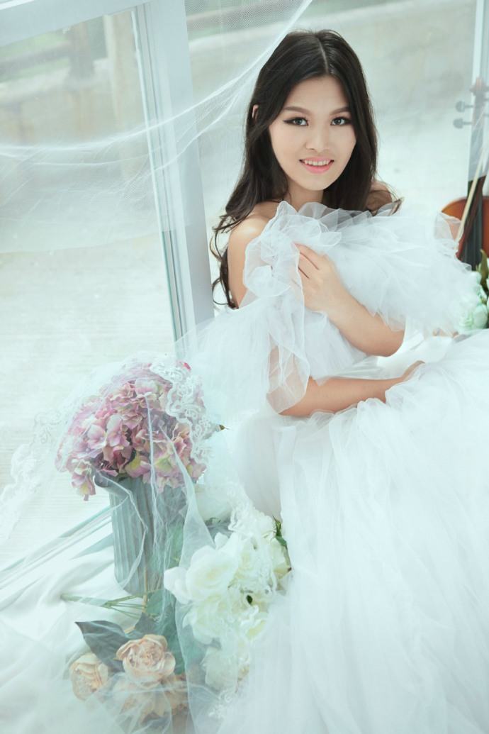 少女梦里的白纱