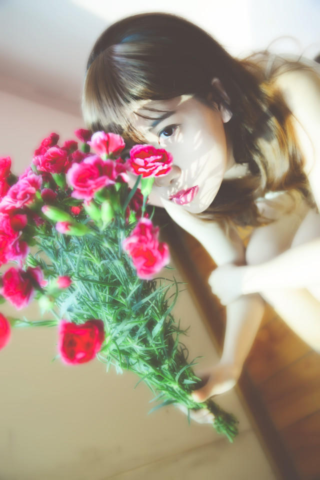 恬静女孩的梦幻美