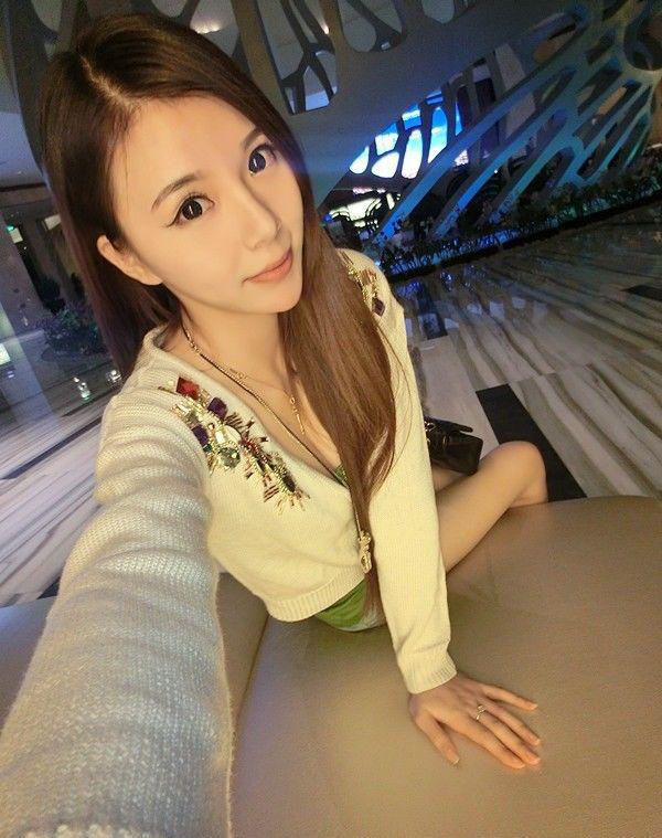 极品美女生活自拍