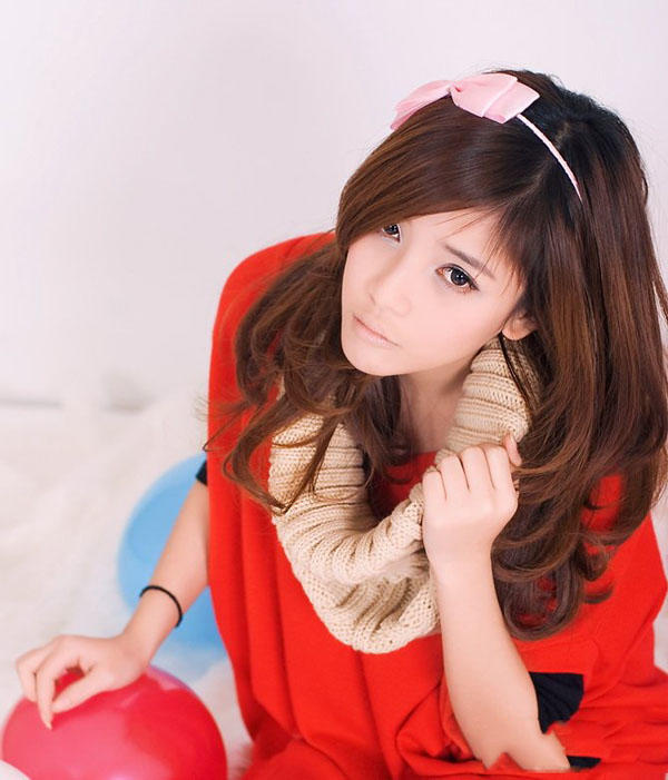 漂亮可爱的美女