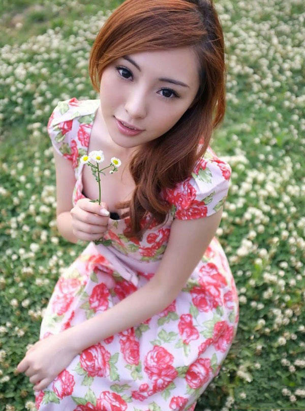 美丽典雅的女孩