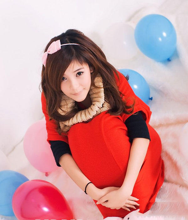 漂亮可爱的美女