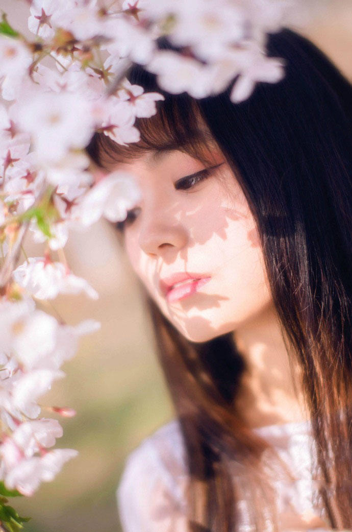 樱花下你的美丽