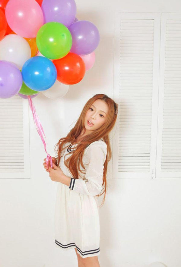 90后美女嫩模裴紫绮