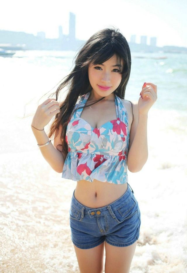 女神夏天的街拍