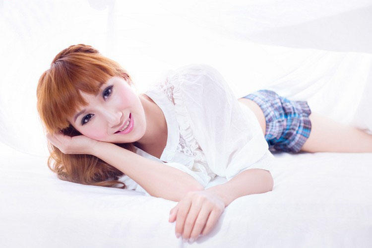 美女私房白皙诱惑