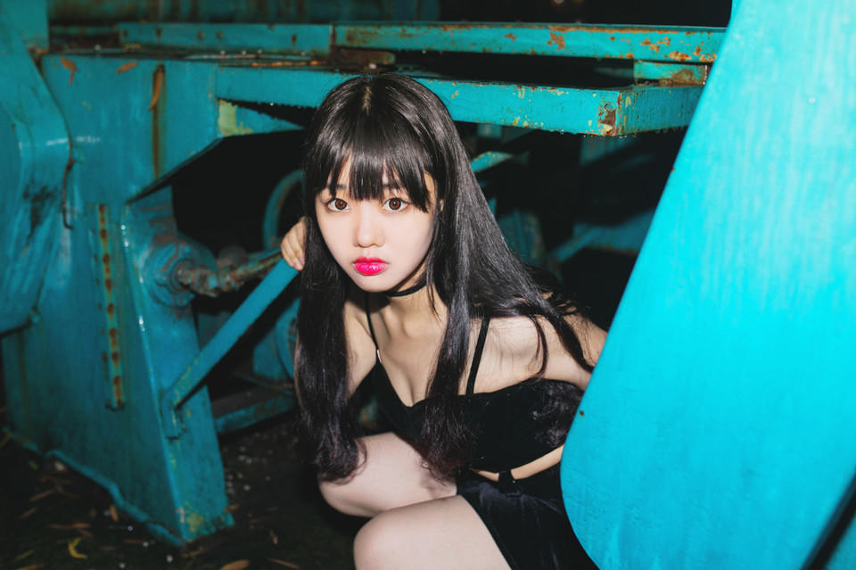 火辣性感的美眉