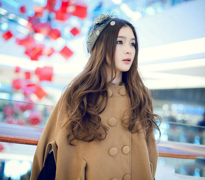 楚楚可怜小美女