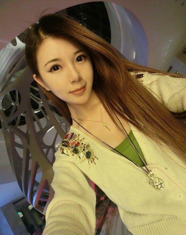 极品美女生活自拍