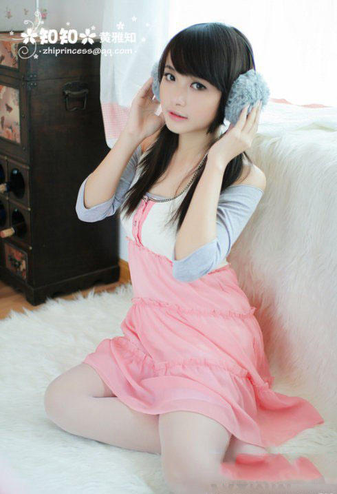 美女模特黄雅知