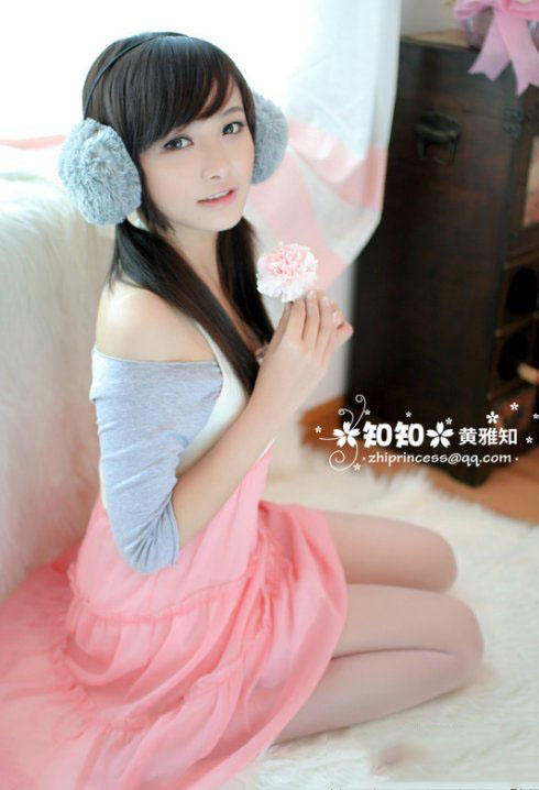 美女模特黄雅知