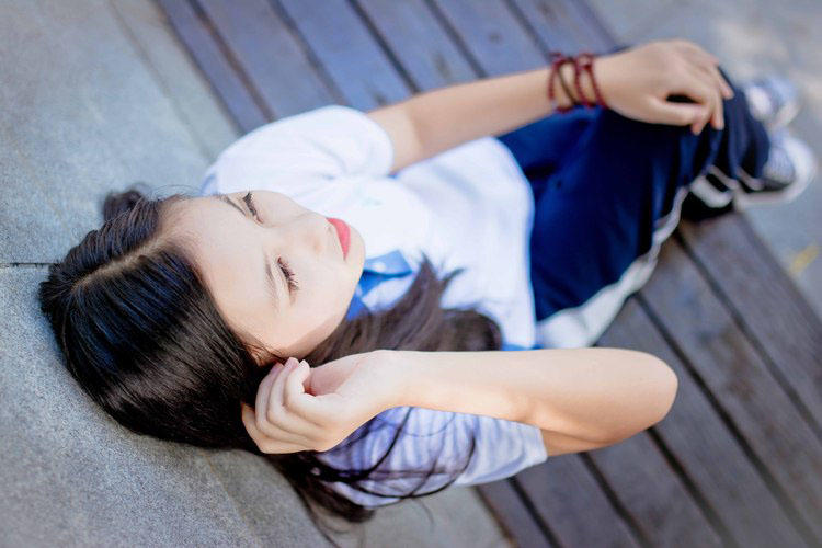 夏末等待开学的小花蕊