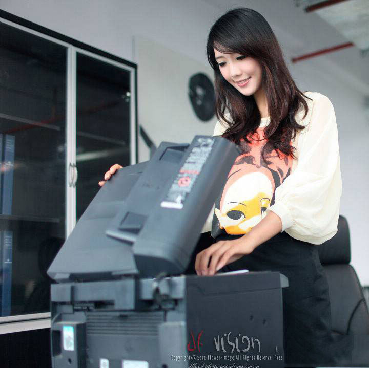 办公室的小秘书